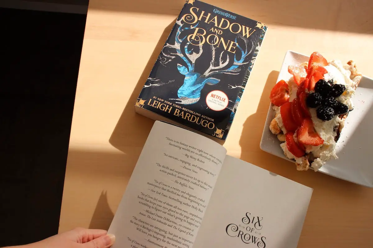 Can You Read Six Of Crows Before Shadow And Bone Paisleyreads 